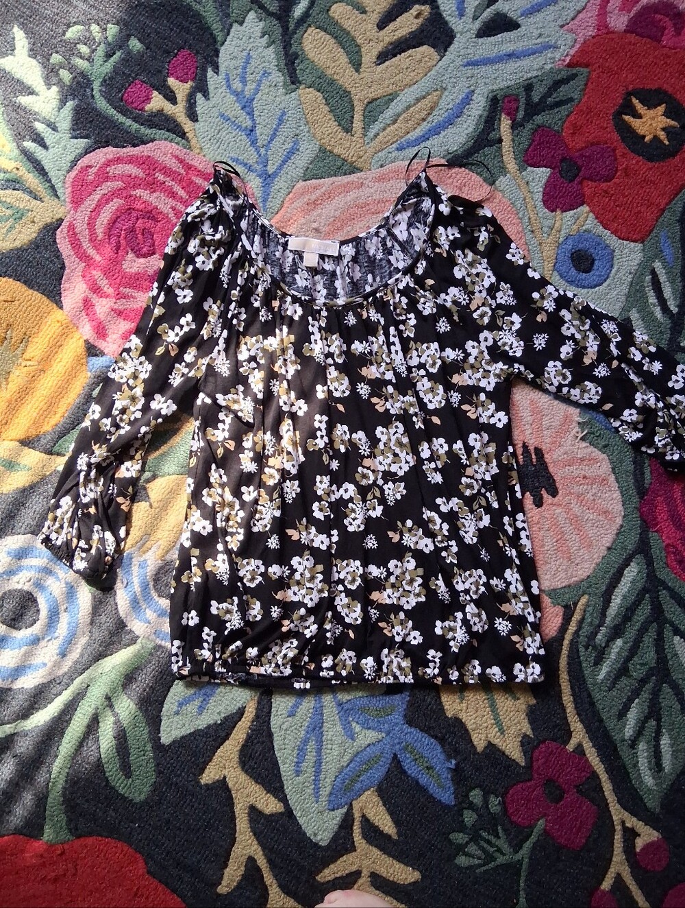 Michaell Kors Black Floral Off-Shoulder Blouse Size Large